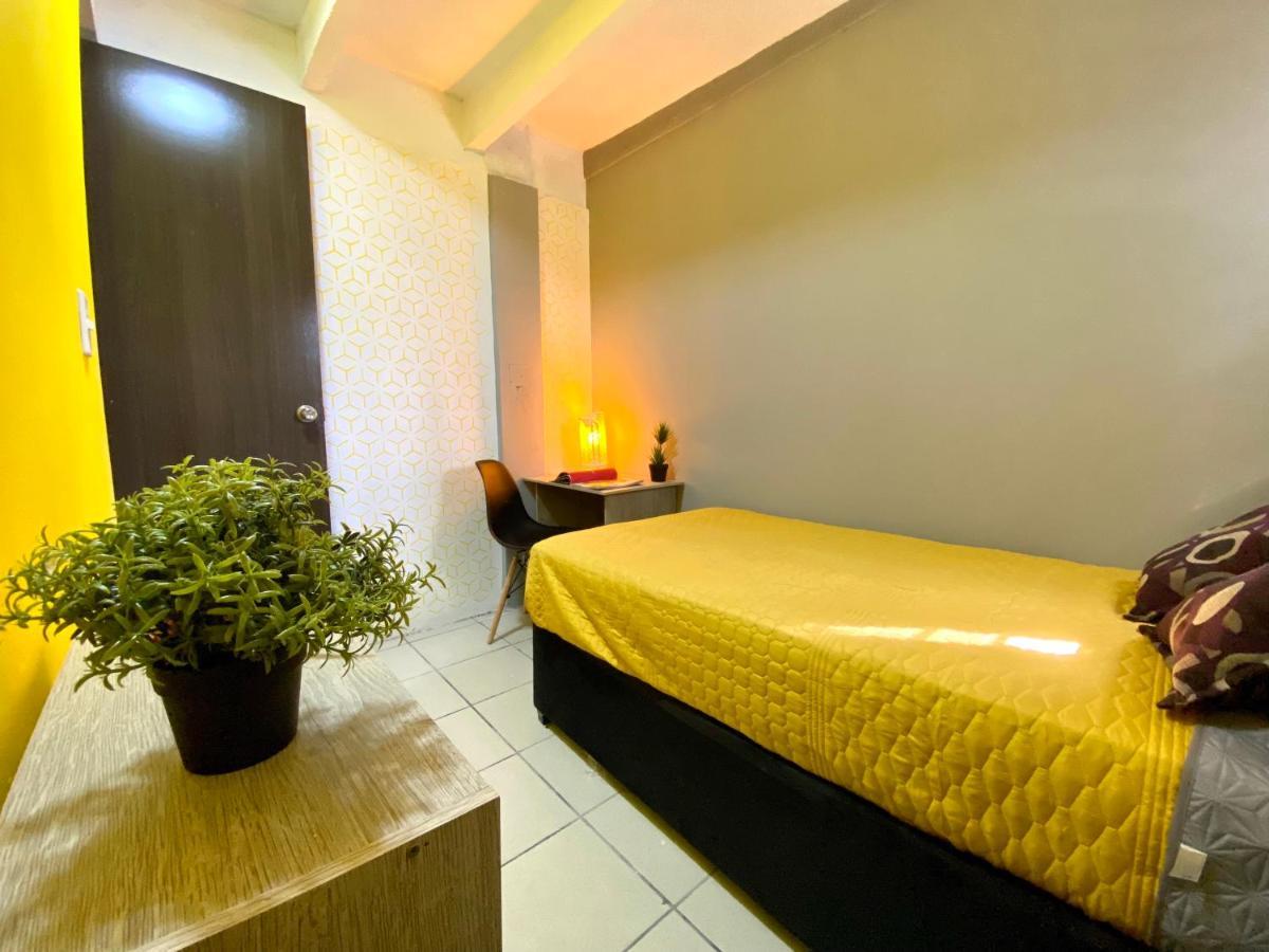 Roomies Hostel - Santa Maria La Ribera Meksyk Zewnętrze zdjęcie