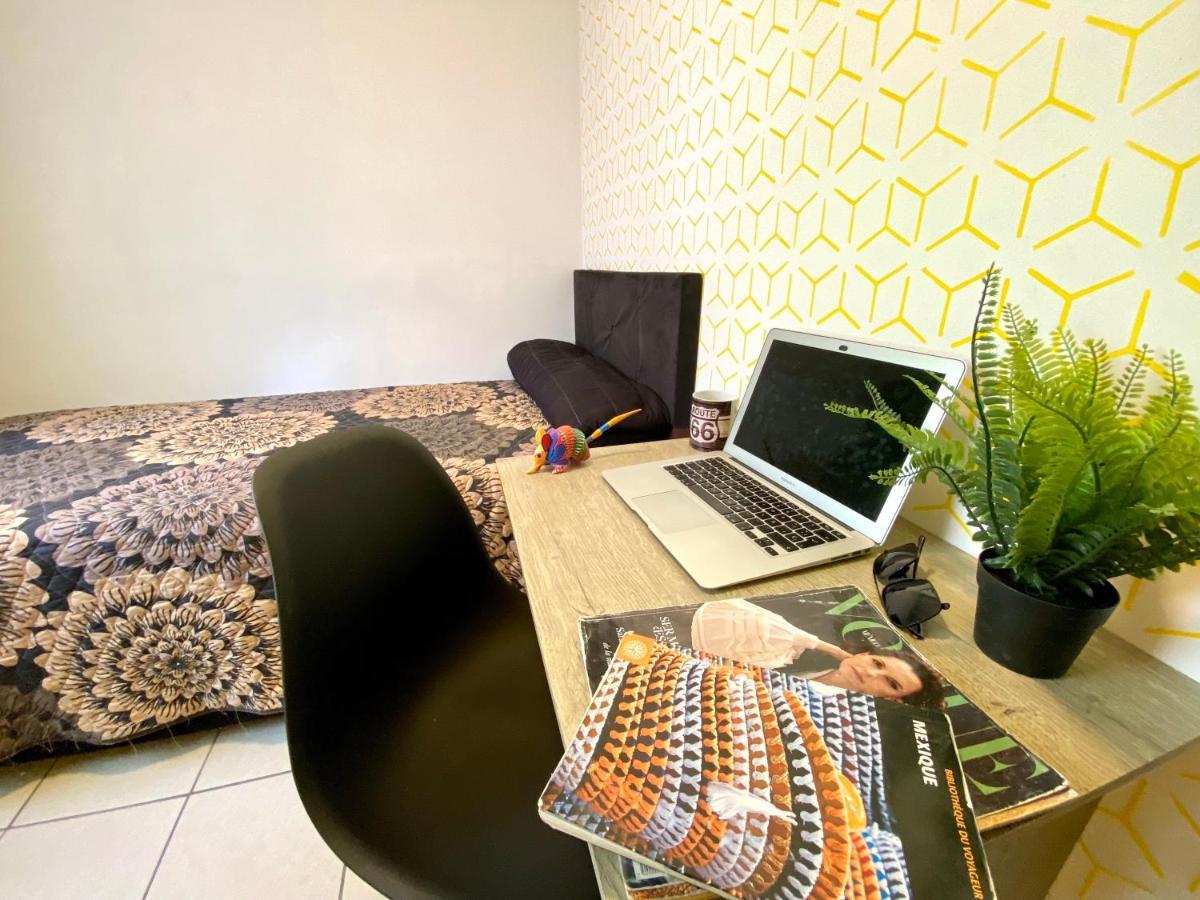 Roomies Hostel - Santa Maria La Ribera Meksyk Zewnętrze zdjęcie